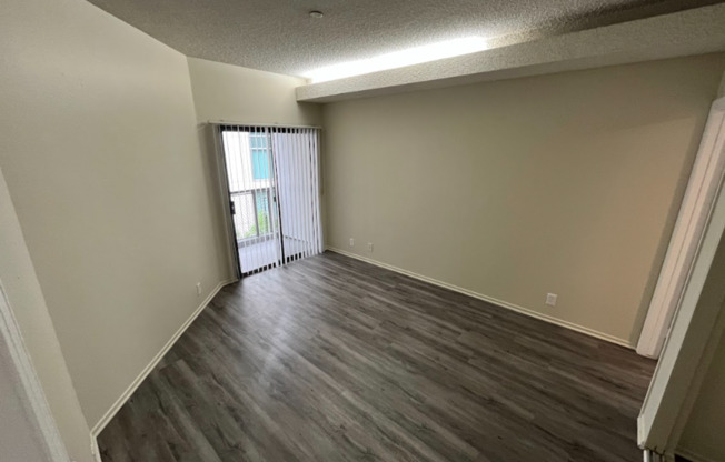 2 beds, 2 baths, 1,195 sqft, $4,798, Unit 303