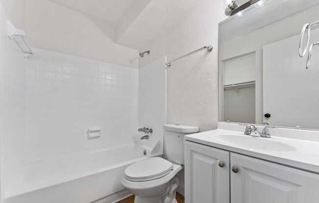 1 bed, 1 bath, 530 sqft, $999, Unit 51