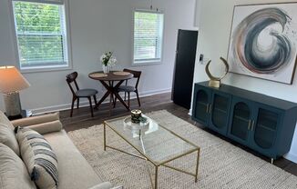 315 West Trinity Avenue - Lee Ray Bergman