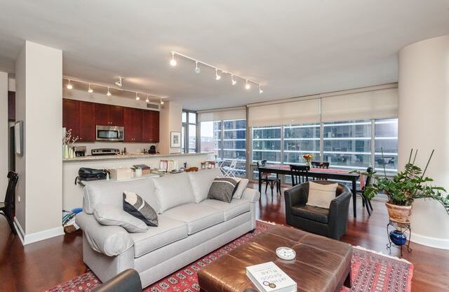 100 East 14th Street