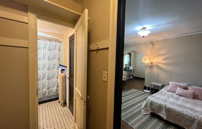 Studio, 1 bath, 650 sqft, $795, Unit Unit 202 Studio A650