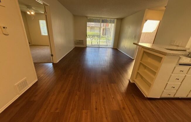 1 bed, 1 bath, 716 sqft, $2,100, Unit P002