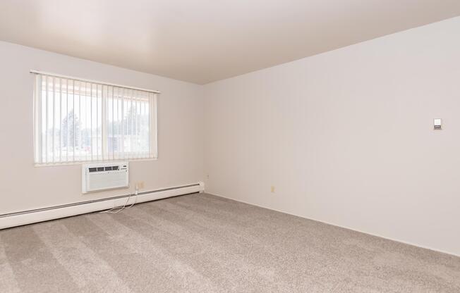 2 beds, 1 bath, 860 sqft, $1,089