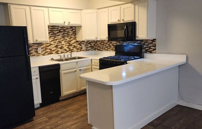 2 beds, 1 bath, 775 sqft, $1,299, Unit 1A