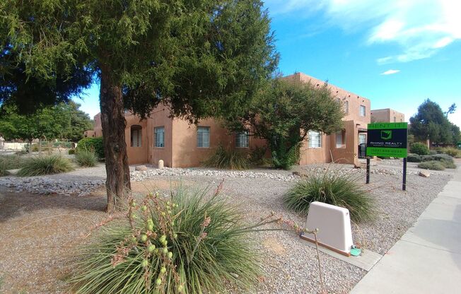 Ridgecrest Townhouse Apartments