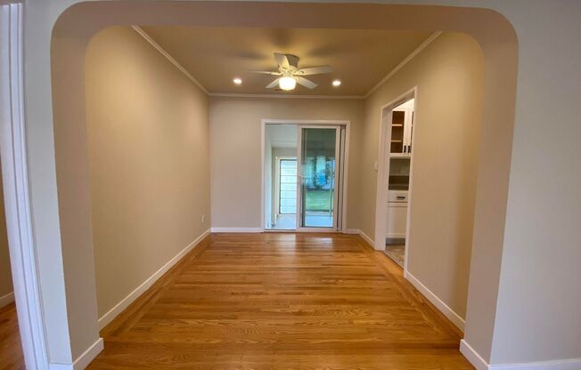 Charming 2-Bedroom Home Near Downtown San Carlos