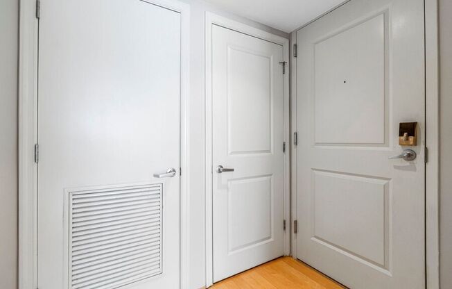 1225 13th St NW