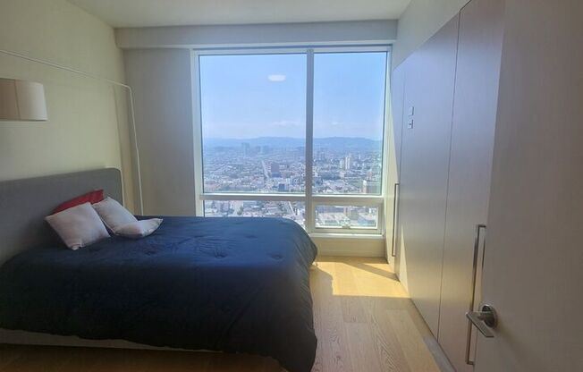 1 bed, 1 bath, 823 sqft, $3,700, Unit 4102