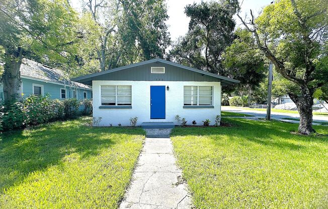 Your Daytona Beach Oasis Awaits! 3BD/2BA 723 Madison Charming Home!