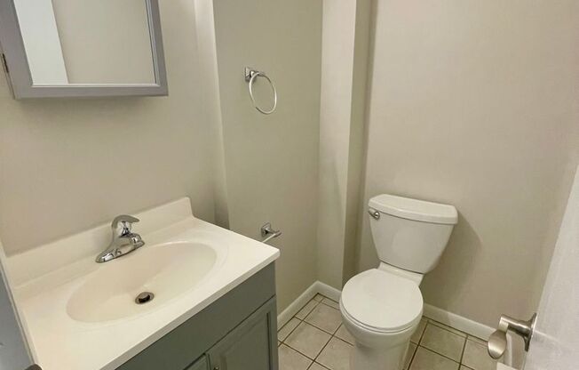 1 bed, 1.5 baths, 773 sqft, $1,600, Unit 8-3A