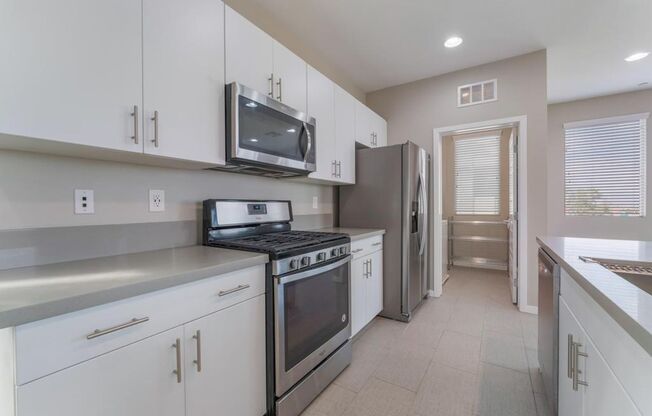 1 bed, 1 bath, $1,800