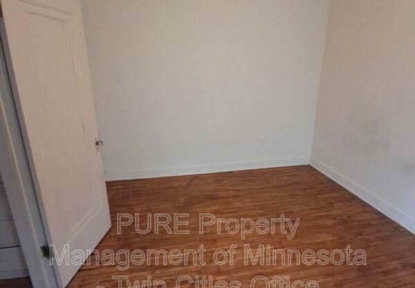 3125 3 AVE S