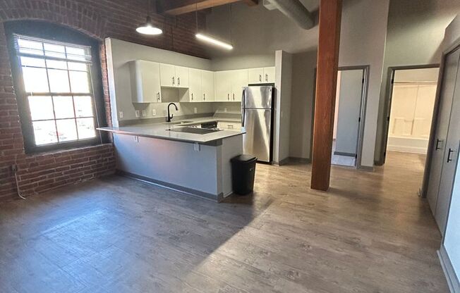 2 beds, 2 baths, 1,080 sqft, $1,780, Unit 606