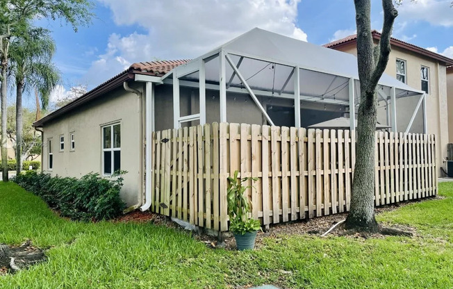 16144 EMERALD CV RD