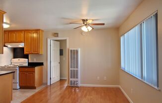 1 bed, 1 bath, $2,000, Unit 06