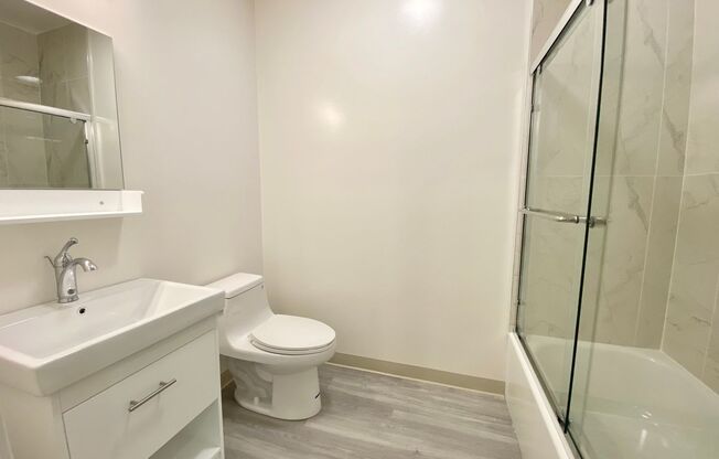 2 beds, 1 bath, 720 sqft, $3,330, Unit 1830 Alemany Blvd., Unit 210