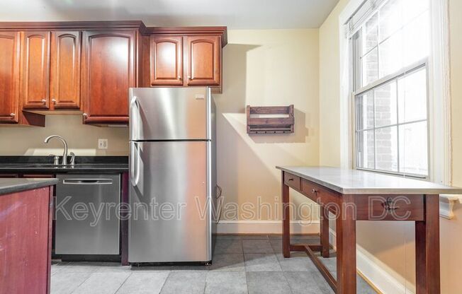 3010 Wisconsin Avenue NW Unit 303