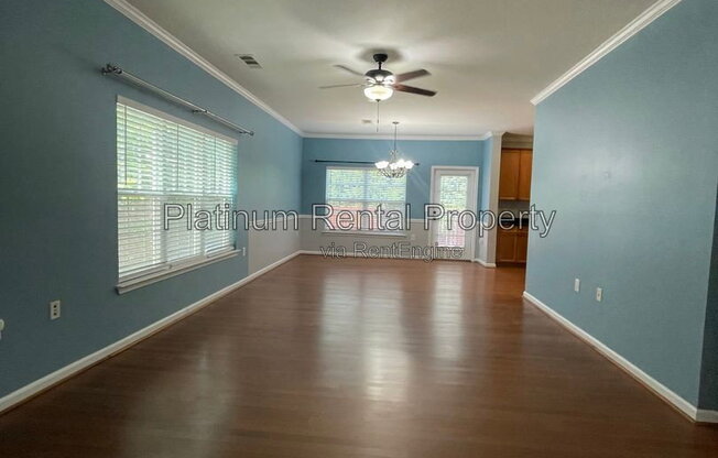 3 beds, 2.5 baths, 2,069 sqft, $2,095, Unit 10