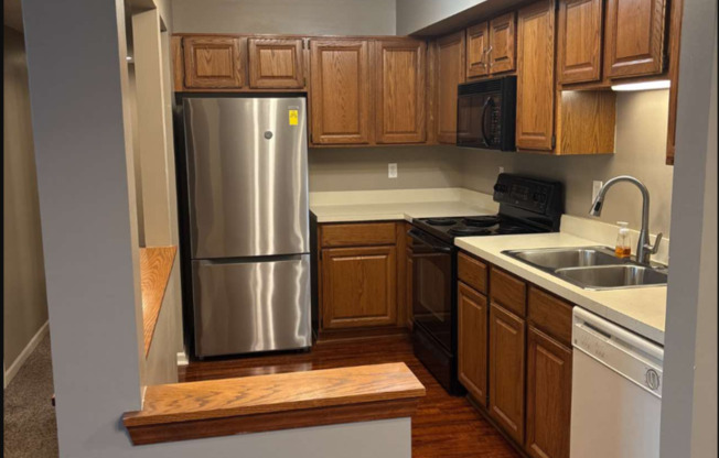 173 PINEWOOD CIR