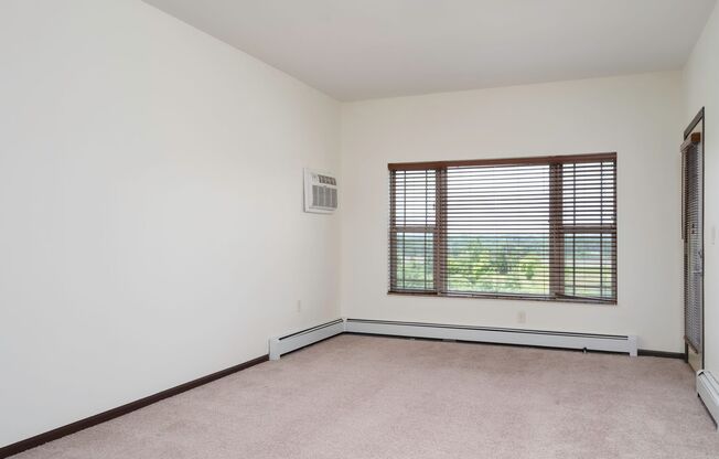 2 beds, 2 baths, 1,101 sqft, $1,900, Unit 116