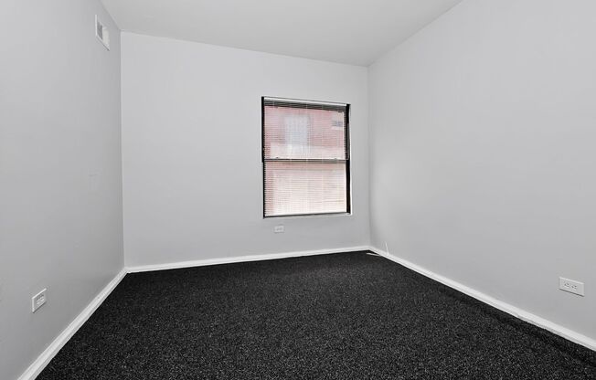 2 beds, 1 bath, 1,000 sqft, $1,553.75, Unit 4242 - 2E