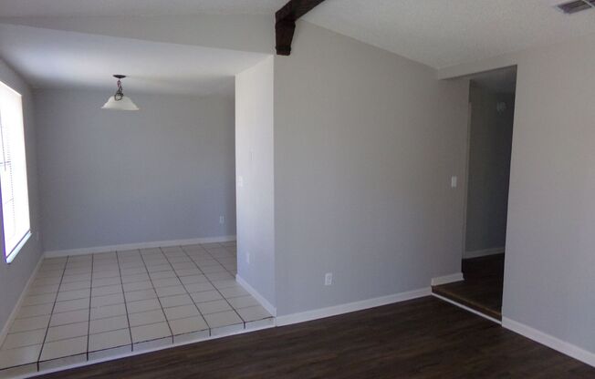 2 beds, 1 bath, $1,300