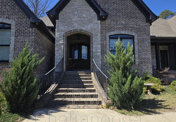 1780 WINDSTONE DR