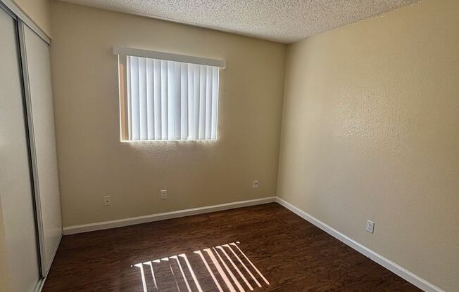 2 beds, 2 baths, 850 sqft, $2,400, Unit 2583-03