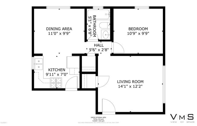 1 bed, 1 bath, 800 sqft, $1,400, Unit 2416 N Kilbourn Ave #1