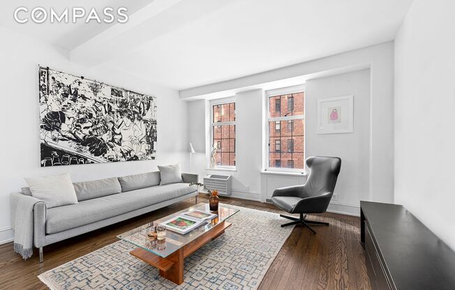 410 W 24 ST