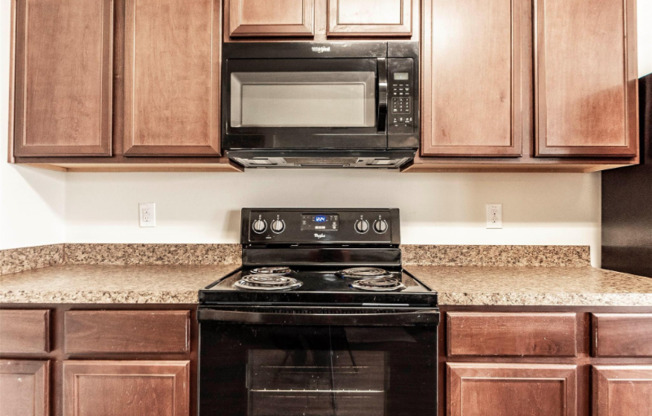 2809 SEACREST LN