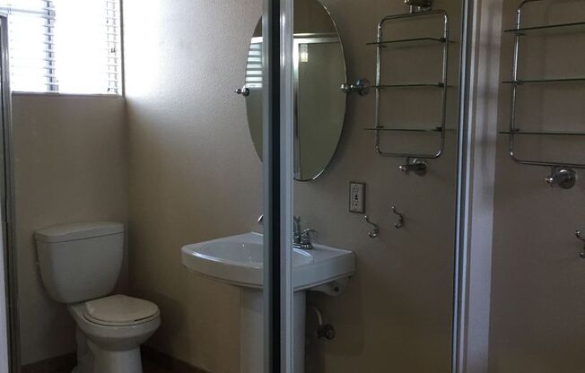 Studio, 1 bath, $1,750