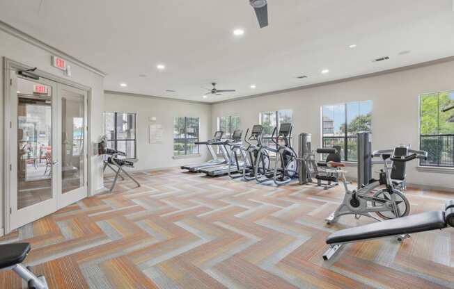 the gym at the preserve apartments