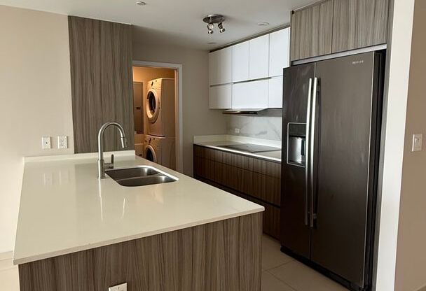 3 beds, 3 baths, $6,200, Unit Unit #802