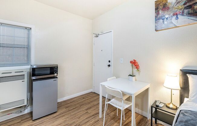 Soto Rose Apartments