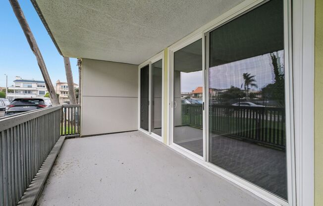 2 beds, 2 baths, 1,100 sqft, $2,498, Unit 4220.308