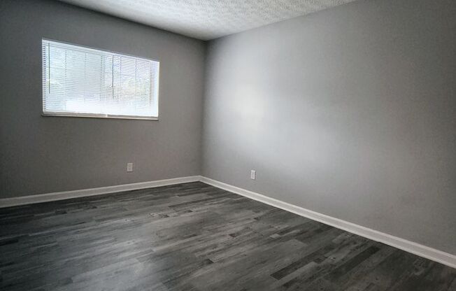 2 beds, 1.5 baths, 940 sqft, $1,385, Unit 9320-01