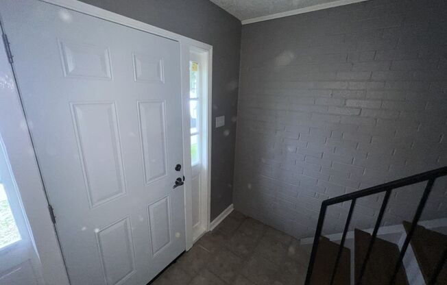 Newly renovated! 2 bedroom 1 bath townhouse loaded with amenities in Donaldsonville