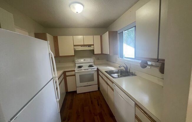 2 beds, 1.5 baths, $1,850