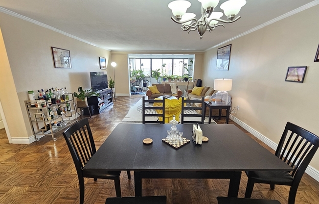1 bed, 1 bath, 833 sqft, $3,150, Unit 5A