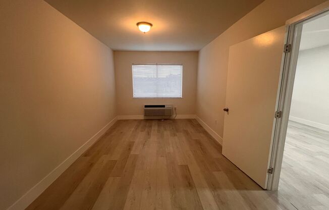 1 bed, 1 bath, 567 sqft, $1,980, Unit 11- Unit 09