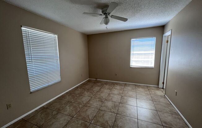 2/2 In East Orlando