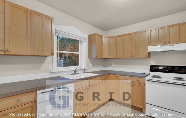 2 beds, 1 bath, $2,195