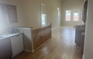 3 beds, 2 baths, 1,600 sqft, $3,400, Unit 2