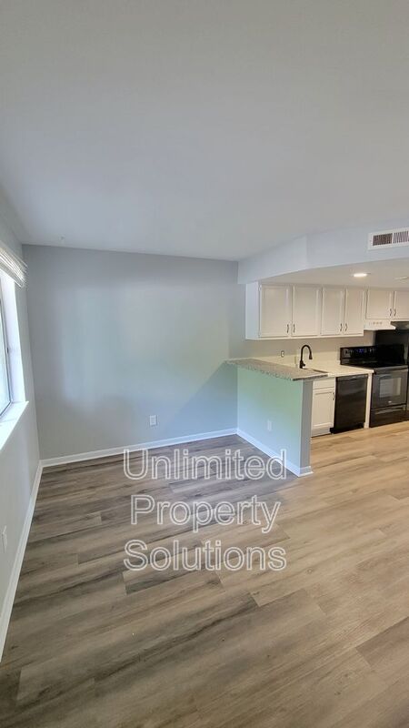 1 bed, 1 bath, 500 sqft, $1,100