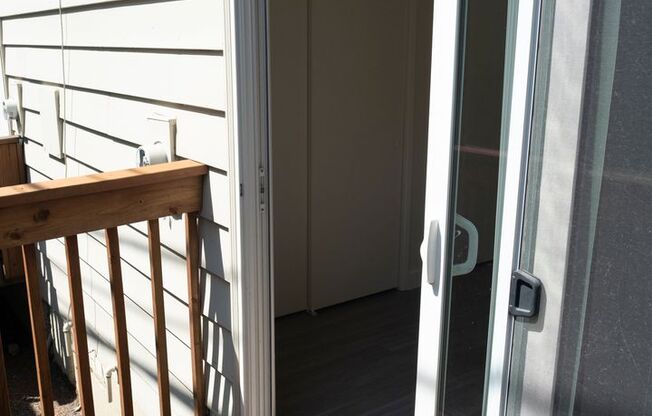 1 bed, 1 bath, $1,575, Unit CR1944