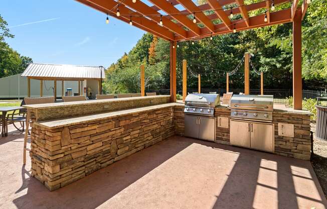 Outdoor Kitchen with Gas Grills  located at Rise at Signal Mountain in Chattanooga, TN 37405