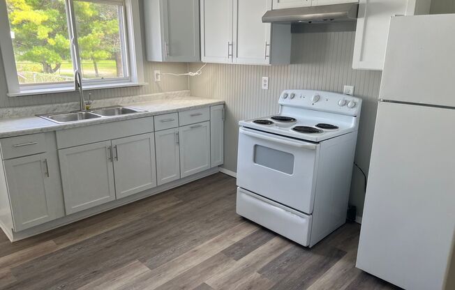 408 W Centennial