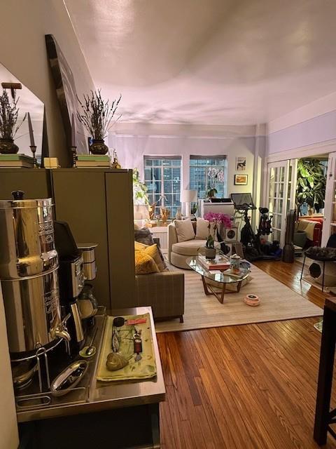 1 bed, 1 bath, $3,600, Unit 2104