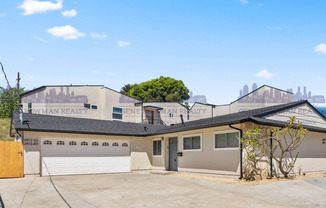 2409–2413 Fleetwood St